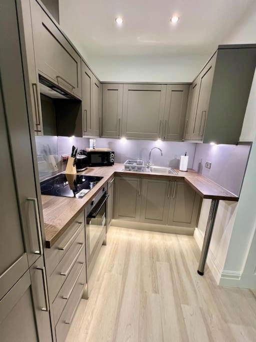 Contemporary Flat In Prime City Centre Edinburgh Exterior foto