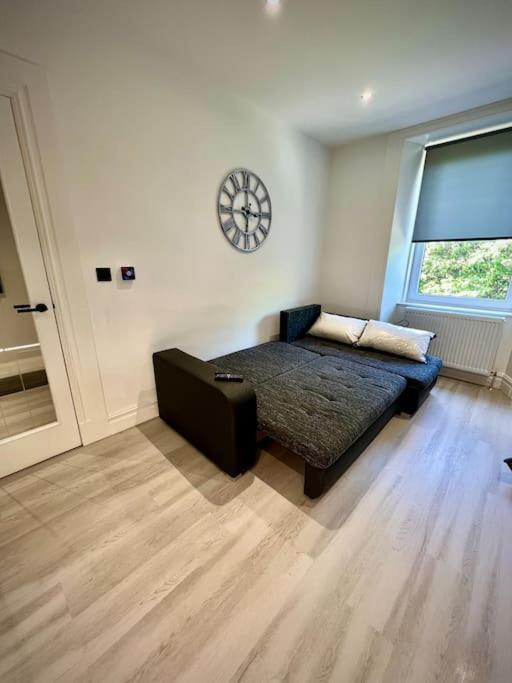 Contemporary Flat In Prime City Centre Edinburgh Exterior foto